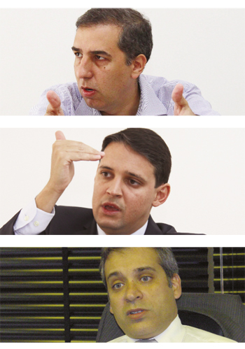 José Eliton, Thiago Peixoto e Henrique Tibúrcio: fortalecidos | Fotos: Fernando Leite/Jornal Opção