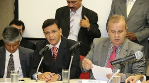 Prefeito Paulo Garcia durante balancete do último quadrimestre de 2013, em 12 de março último | Foto: Câmara Municipal de Goiânia