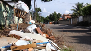 lixo ruas goiania 620