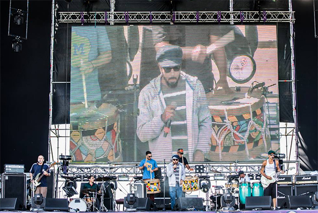 Nação Zumbi é atração gratuita na capital federal. No início do mês, a banda tocou no festival Lollapalooza do Brasil e do Chile. Foto: Reprodução/Facebook/Vitor Salerno