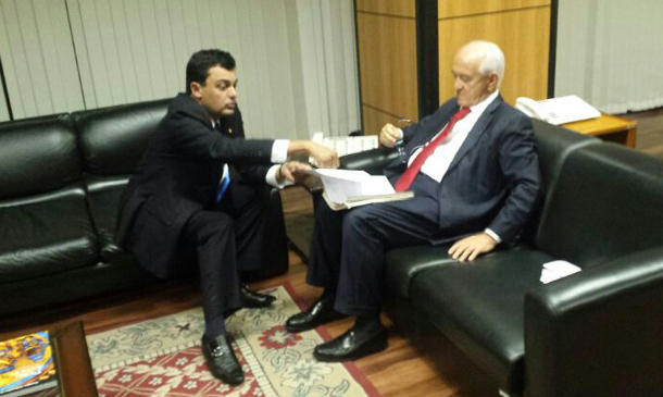 Paulinho Graus em reunião com o ministro do Trabalho, Manoel Dias, em Brasília. Foto: Divulgação