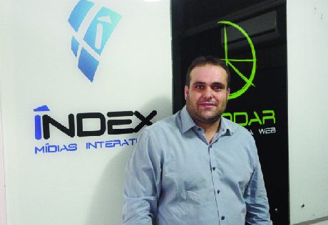 Bruno Carneiro expõe suas duas empresas, Raddar e Index, na Feira  do Empreendedor, mostrando  que a inovação merece apostas | Foto: Arquivo Pessoal