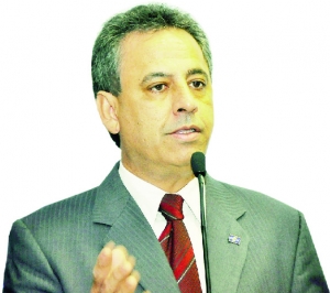Diretor do Sebrae-GO, Manoel Xavier: “A feira cumpre a missão de disponibilizar soluções para promover o empreendedorismo, o desenvolvimento e a sustentabilidade dos pequenos negócios” | Foto: Edmar Wellington