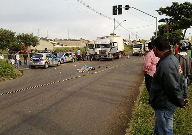Registro do dia do acidente que vitimou Wladimir Lopes, de 30 anos, e sua esposa, Antônia Dulcimar, de 28 anos | Foto: Jucelino de Souza Noleto/ Mais Goiás