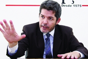 artigo_jose maria e silva.qxd