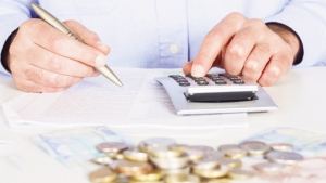 Segundo economistas, empresários e população brasileira precisarão fazer contas no ano que vem | Foto: Fox Tercia imobiliaria