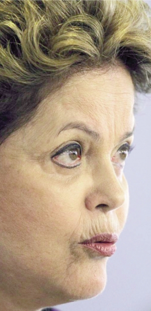 Dilma Rousseff: a presidente da República é uma política moderna, competente e de rara integridade, mas seus projetos raramente saem do papel. A única coisa que o Programa de Aceleração do Crescimento “acelera” é uma ampla paralisia das ações | Foto: Ueslei Marcelino/Reuters Dilma Rousseff: a presidente da República é uma política moderna, competente e de rara integridade, mas seus projetos raramente saem do papel. A única coisa que o Programa de Aceleração do Crescimento “acelera” é uma ampla paralisia das ações | Foto: Ueslei Marcelino/Reuters