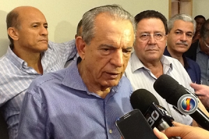 Iris Rezende considerou que prefeitos e outros peemedebistas ficarão unidos até o último minuto. Fotos: Marcello Dantas/Jornal Opção Online