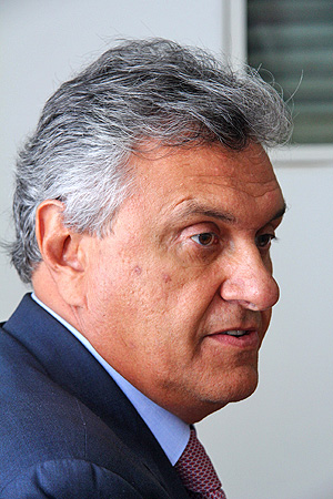 Ronaldo Caiado entra como favorito, mas, político experiente que é, sabe que não existe eleição ganha. Nesse cenário, Vilmar Rocha entra competitivo, como o candidato da base | Foto: Jornal Opção