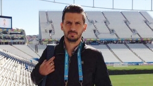 Táxi em que Jorge Luiz Lópes estava foi atingido por táxi roubado, em São Paulo | Foto: Reprodução/Twitter