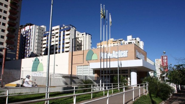 Supermercado Pão de Açucar na Av. T-63, no Setor Bueno