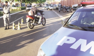 Mesmo com policiamento ostensivo nas ruas, a criminalidade tem aumentado em Goiás Foto: Milton Cury