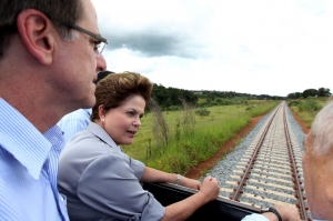 candidato ao governo de Goiás pelo PT, Antônio Gomide, afirmou que a vida da presidente a Anápolis não configura agenda de campanha, mas sim administrativa | Foto: blog.planalto.gov.br