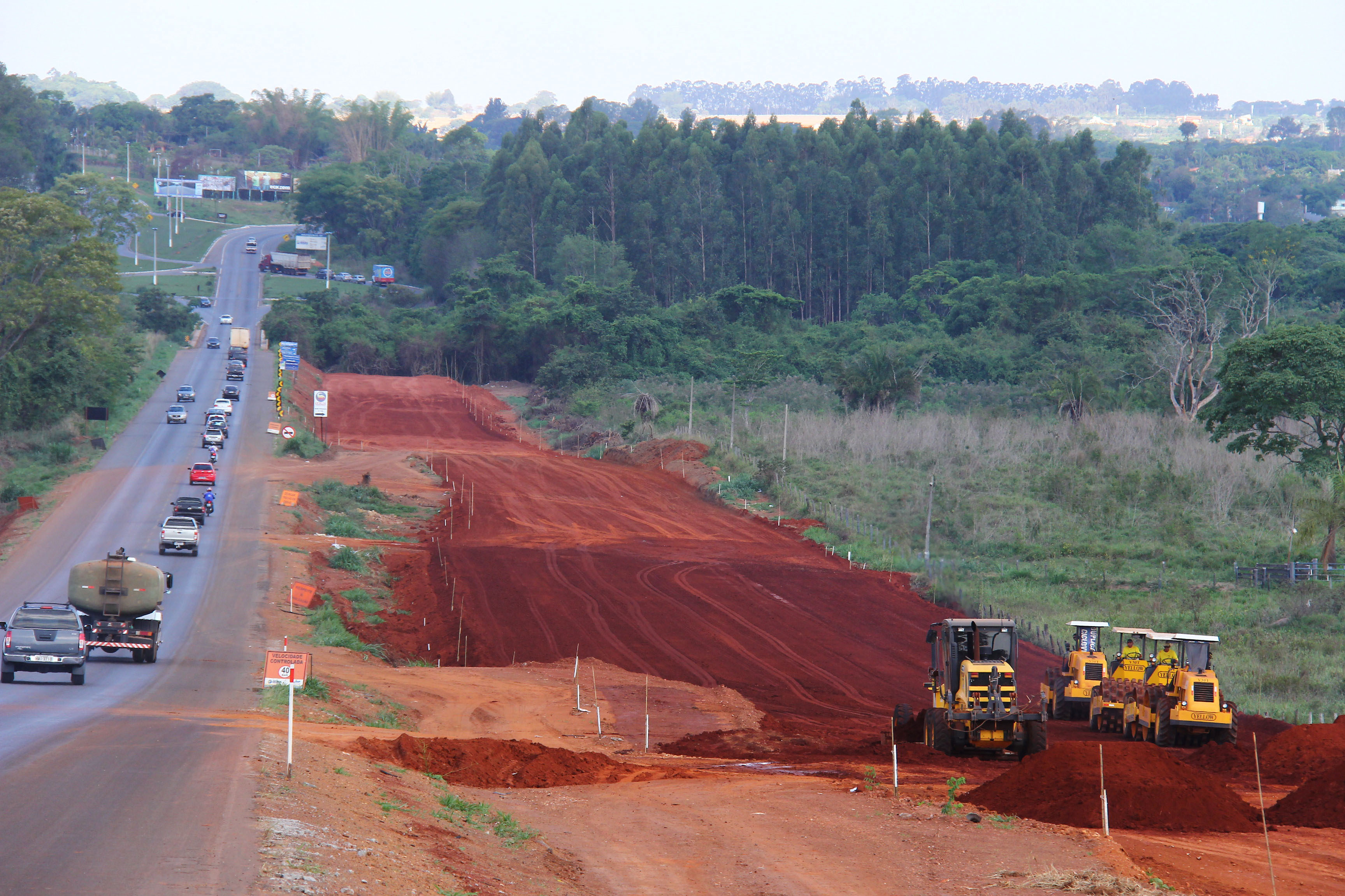 O acidente está sendo monitorado pela Agetop | Foto: Fernando Leite / Jornal Opção