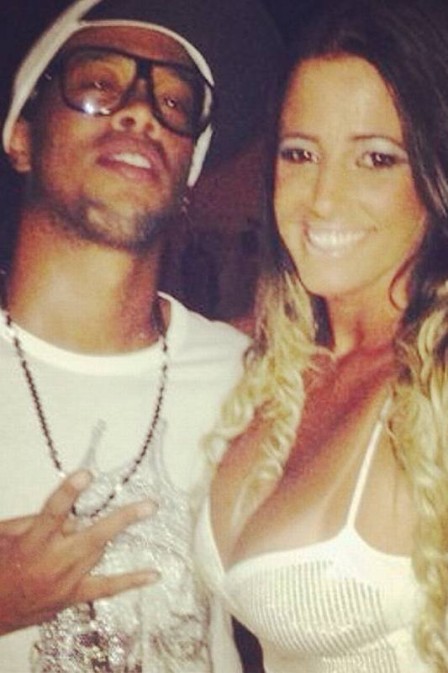 ronaldinho-gaucho-lisiane-ignacio