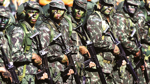 Nenhum dos três principais presidenciáveis apresentaram propostas específicas para o Exército, Marinha e Aeronáutica