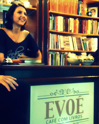 Giovana Belém é a responsável pela administração do espaço inaugurado em 2013|Foto: Mario Cavalcante