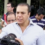 Ataídes Oliveira é o 3º colocado em disputa polarizada / Foto: Facebook