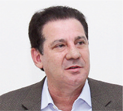 Vanderlan Cardoso não teme  e desafia pressão de Iris Rezende