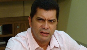 "Prefeito Amastha está pouco lapidado politicamente. também sou novo na política, mas não tomaria o caminho que ele tomou”