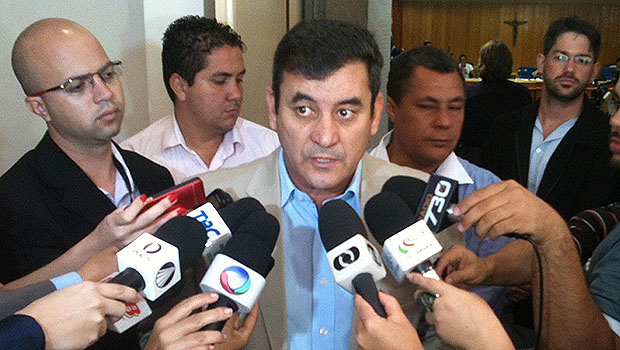 clecio alves