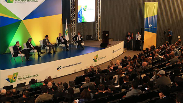 "Eimportante fixar experiências e quebrar paradigmas", disse José Eliton | Foto: Reprodução / Assessoria Governador