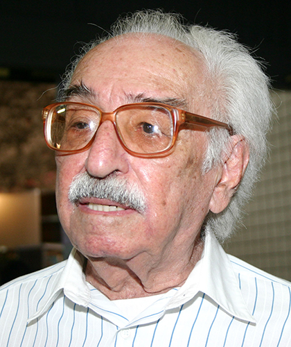 Escritor Mato-grossense Manoel de Barros, presente na Feira Sul-americana do Livro - "Literamérica 2005", em Cuiabá | Foto: Guilherme Filho/Secom-MT