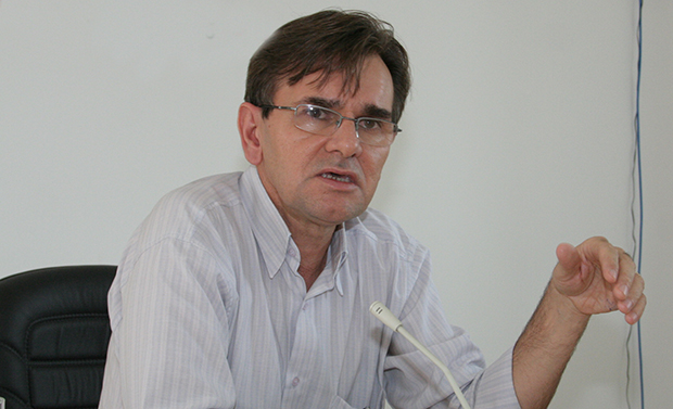 Médico Boaventura Braz: “Chikungunya é complicador para a saúde pública” | Foto: Edilson Pelikano