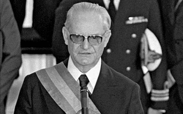 Ernesto Geisel: o general, que matou a ditadura, impediu a tortura e mais mortes no II Exército, em São Paulo: Resulado: foi execrado pela Comissão Nacional da Verdade