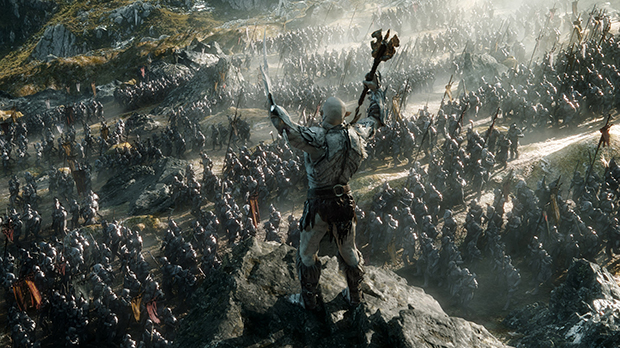 aAzog, o comandante das forças orcs dando ordem de ataque contra os exércitos de elfos, homens e anões