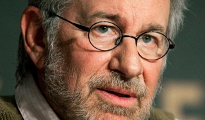 Steven Spielberg: materialização da expressão — arte cinematográfica — criada por Walter Benjamin / Artchive