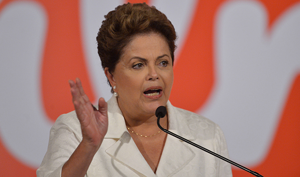 Dilma Rousseff mostrou que consegue ser realista ao indicar a nova equipe, mas agora deve deixá-la trabalhar / Valter Campanato/ Agência Brasil