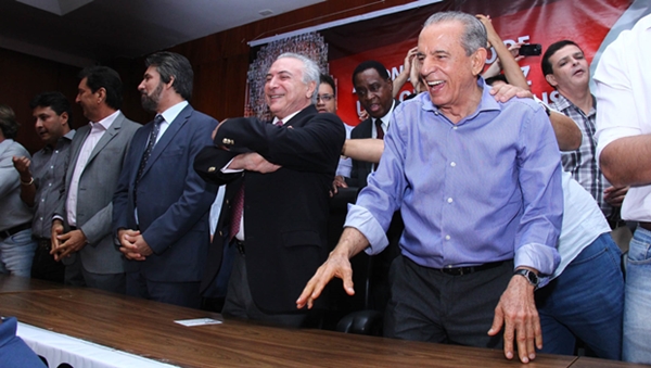 Ao lado de Michel Temer, vice-presidente pelo PMDB, Iris lança candidatura ao Governo de Goiás em 2014 | Foto: Edilson Pelikano