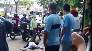 Dois assaltantes morreram no local | Foto: Reprodução/Vídeo