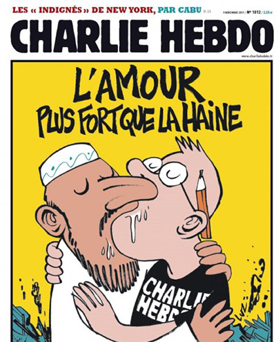 Capa do jornal Charlie Hebdo que traz Maomé beijando um cartunista do jornal