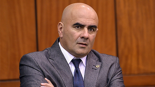 Paulo Cezar sugeriu que seu partido pare de pensar apenas em cargos no Paço Municipal, inclusive ele mesmo | Foto: Y. Maeda/Assembleia Legislativa