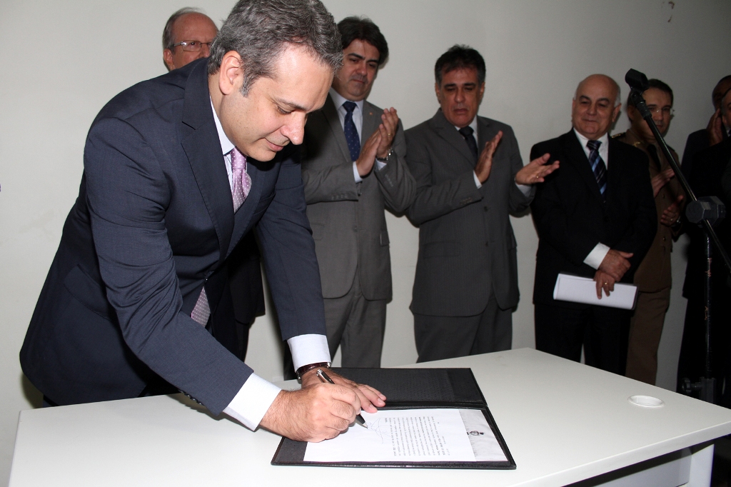 Tibúrcio é empossado | Foto: Leoiran