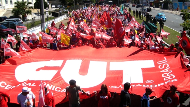 Medidas do governo desfavoráveis a trabalhadores assustaram Lula e o PT 