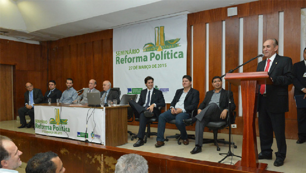 Deputado Marcelo Castro: “A reforma política agora tem condições de sair” | Foto: Marcos Kennedy/Alego