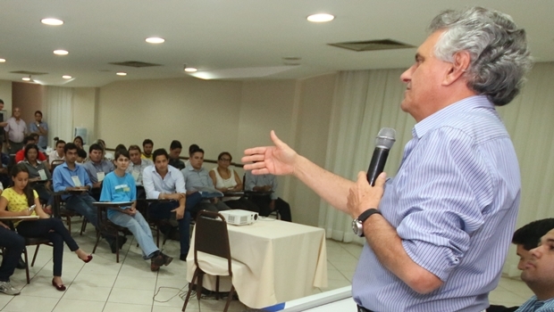Senador defende postura oposicionista e coerente do DEM, em evento na capital goiana | Foto: Leandro Vieira