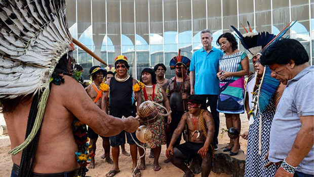 Abertura das comemorações do Dia do Índio no Memorial dos Povos Indígenas com a presença do Governador Rodrigo Rolemberg e a esposa, Denise Rollemberg / Foto: Elza Fiúza/ Agência Brasil