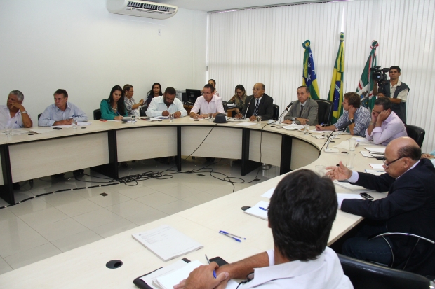 Apenas dois aliados de Paulo Garcia estiveram em reunião | Foto: Fernando Leite