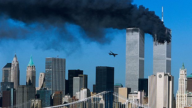 No maior ataque terrorista da história, aviões foram lançados contra o World Trade Center, em Nova York | Foto: Reprodução de TV