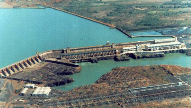 Usina de Cachoeira Dourada foi vendida no final do governo Maguito