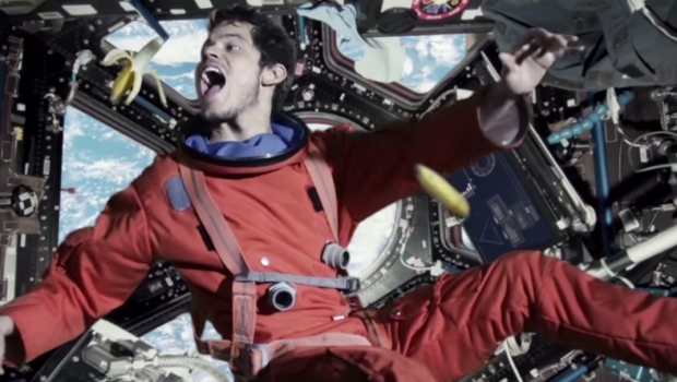 Peça publicitária do Festival  Mix Brasil trata com humor a questão da homofobia | Foto: Reprodução/Youtube