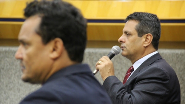 Denício Trindade afirma que base irá pedir novas alterações | Foto: Alberto Maia/Câmara de Goiânia/Arquivo
