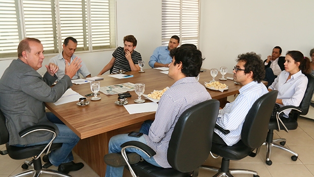 Prefeito Paulo Garcia fala à equipe do Jornal Opção: “O projeto Macambira-Anicuns percorre mais de 130 bairros de Goiânia”