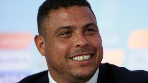 Ronaldo também elogiou a iniciativa de Romário em instituir uma CPI para investigar a CBF|Foto: Marcelo Sayão (EFE)