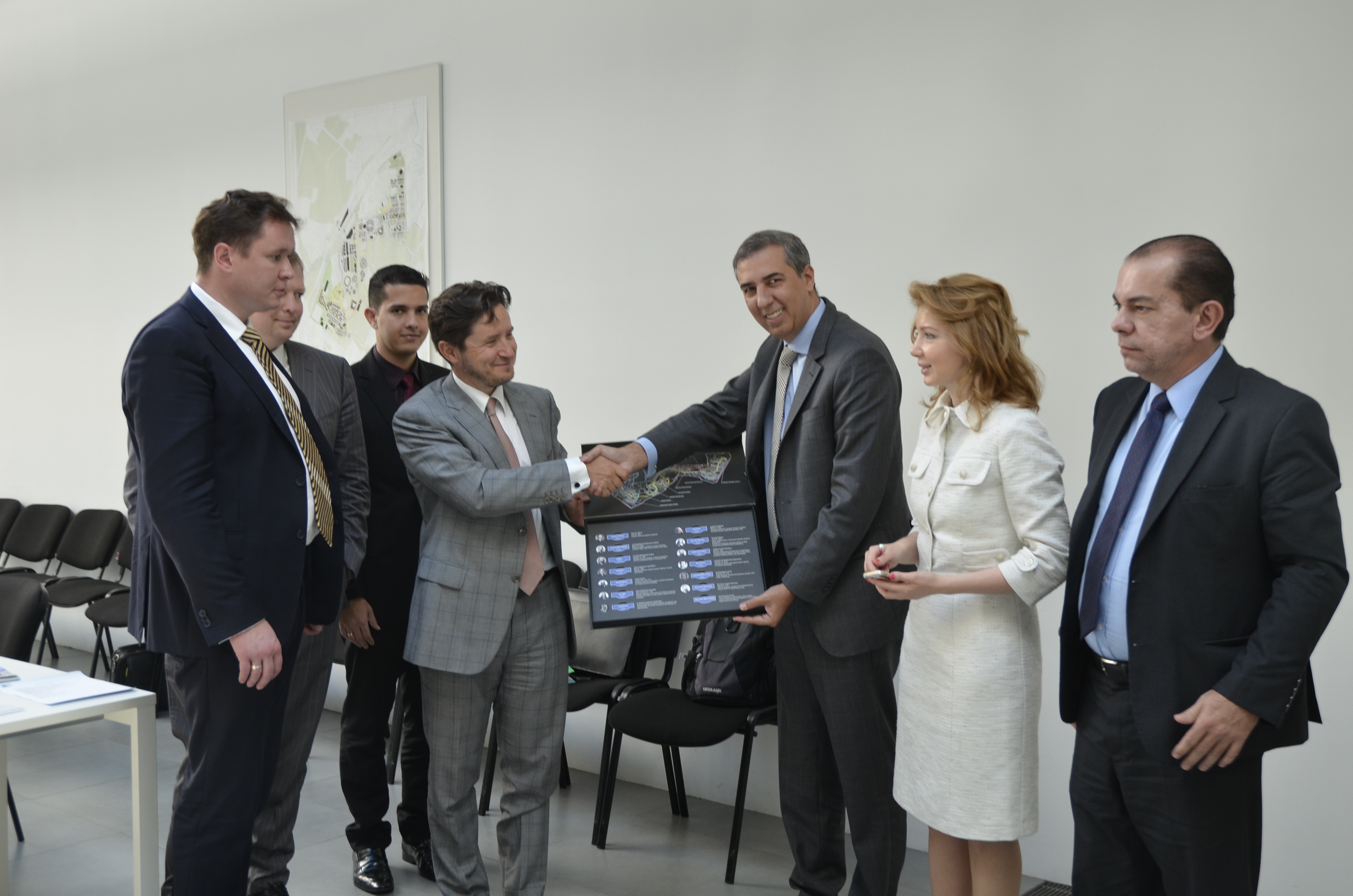 José Eliton durante visita à Fundação Skolkovo | Foto: Divulgação