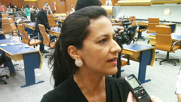 Com apoio da base e da oposição, Célia Valadão quer suprimir "ideologia de gênero" do PME | Foto: Marcello Dantas